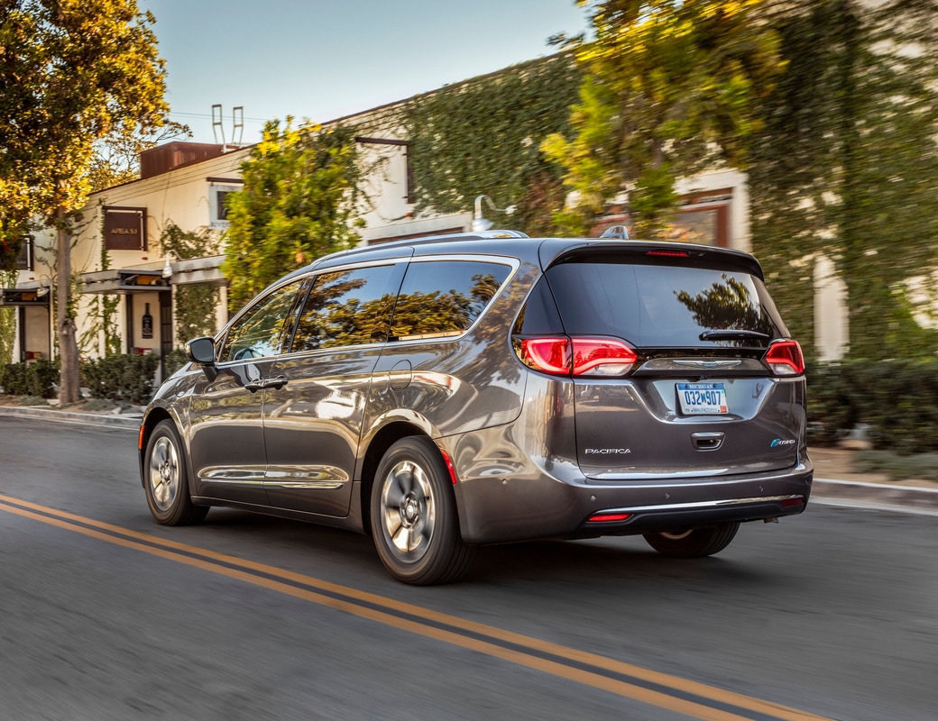 2020-chrysler-pacifica-hybrid-deals-prices-incentives-leases