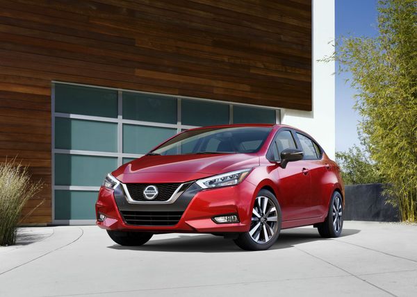 2020 Nissan Versa Deals Prices Incentives Leases Overview