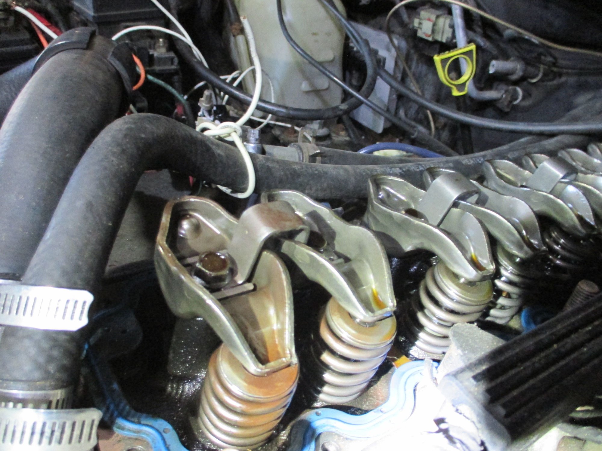 Help Oil Gushing through Pushrod 2 Exhaust Jeep Cherokee Forum