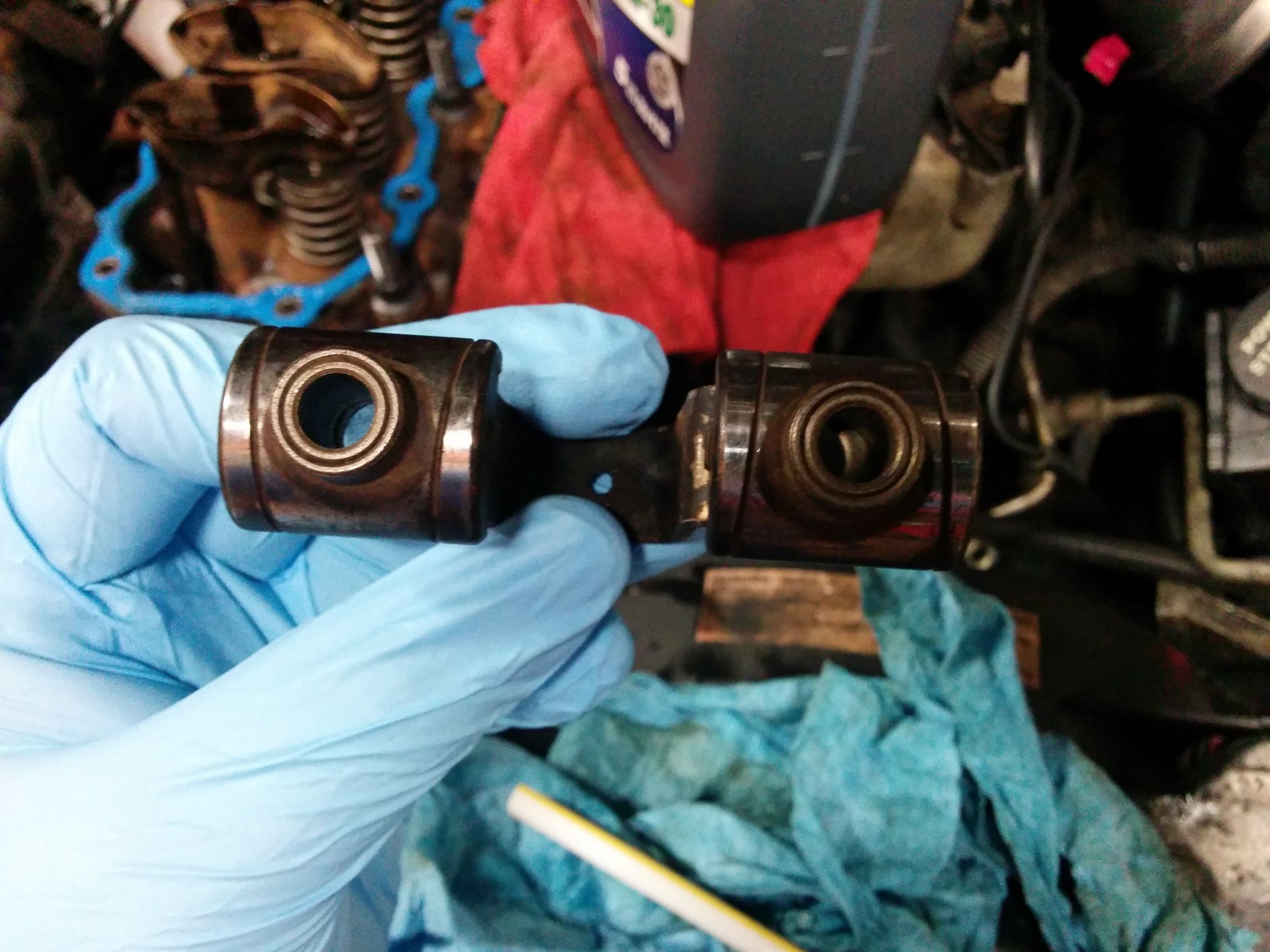 Pivot's stuck to bridges? "wear" mark on push rods Jeep Cherokee Forum