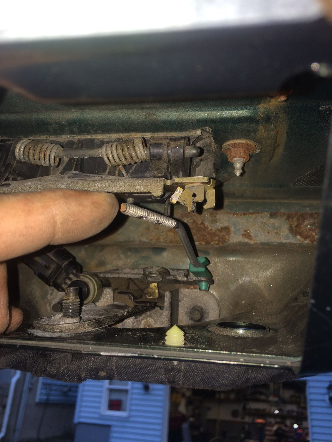 Cherokee rear trunk lock latch stuck!! Jeep Cherokee Forum