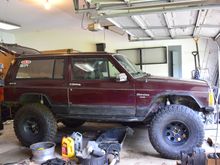 Oooohhhhh 35s on 3.5-4" lift fun