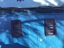 Bonnet vents