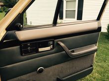 Black on the things above the door panel