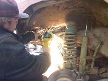 skyler grinding on his cracked frame