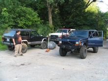 swaping to the swampers at our local wheelin spot.