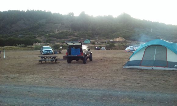Camping on the coast on the way to Ave of the Giants