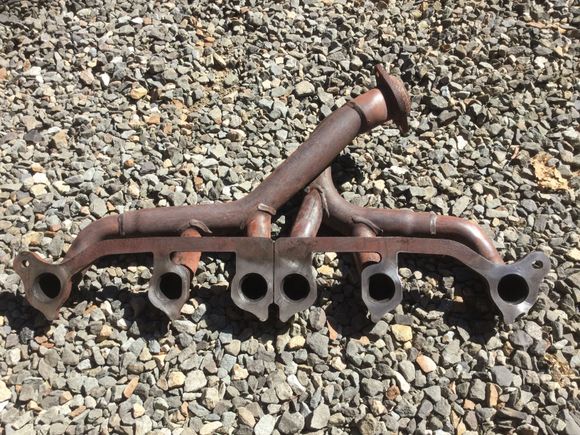 Exhaust manifold all cleaned up.