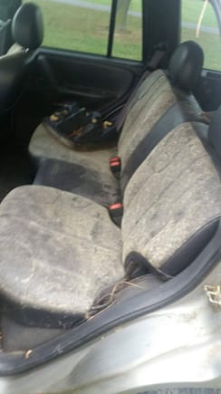Rear seats. Nice and fuzzy too. They are 60-40 fold down so I'm going to have to find an old forum thread I saw where someone modified the brackets to work in the XJ. It's doable and I'm excited about this feature.