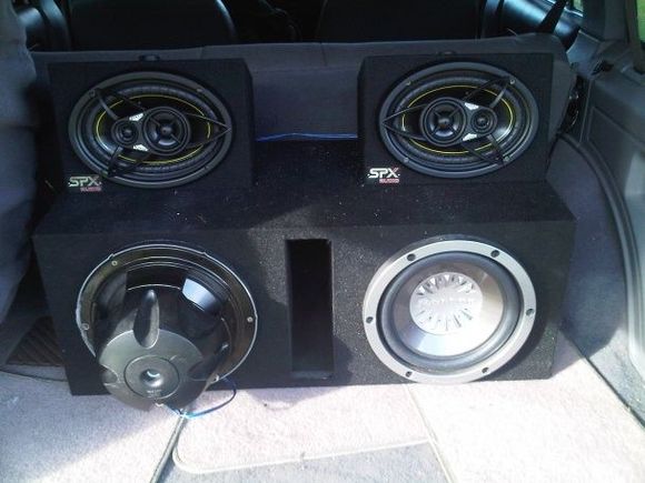 two 10s and two 6x9 kickers