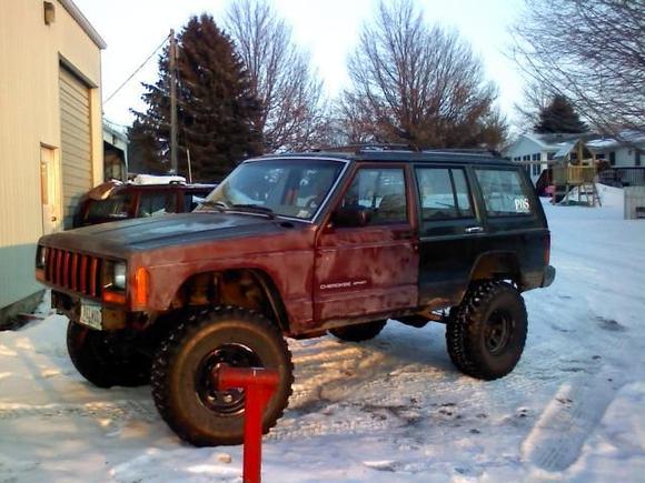 01 front clip installed, 01 doors on, rear doors soon but missed my baby so had to get her outa shop for awhile. Paint coming in spring. Wiring these things into the 92 chasis is guna be a 2week project in itself (power windows/locks)