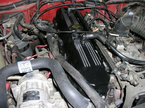 rocker cover gasket and paint thats one leak stoped!