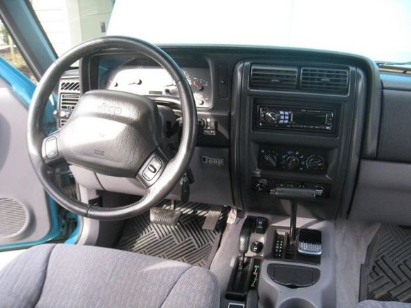Dash[1][2].
