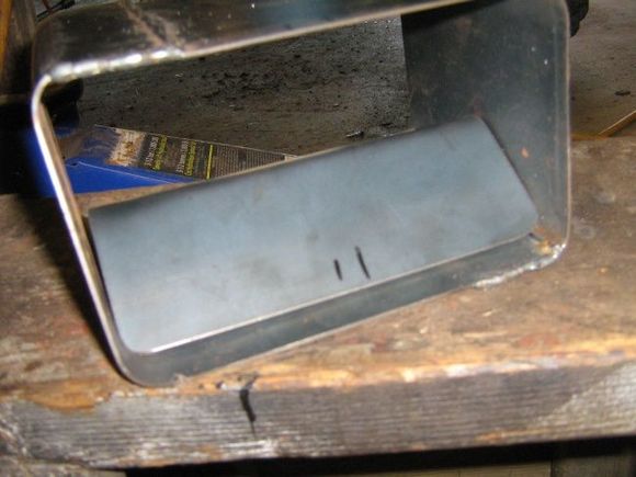 Lets make a beam of the box, install some wedge plates on the inside,