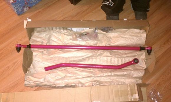 New adj Trac bar and beefed up tie rod