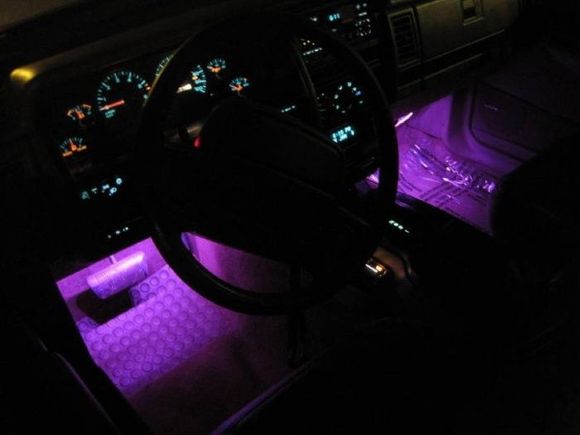 Pink accent lights;)