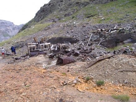 Governor Basin Road, Virginius Mine
Remains of the past. Looking north