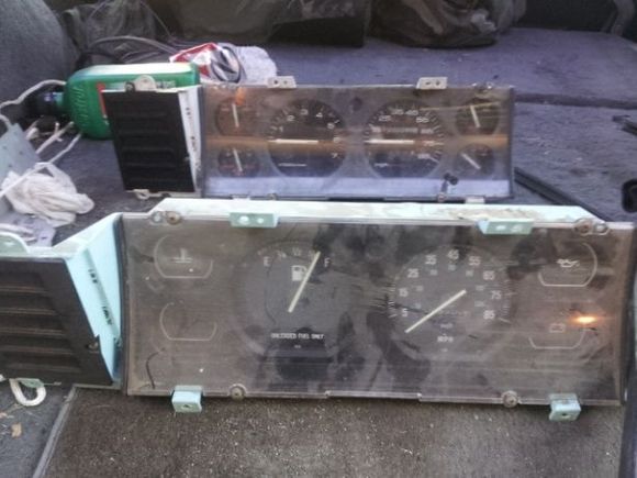 Gauge cluster