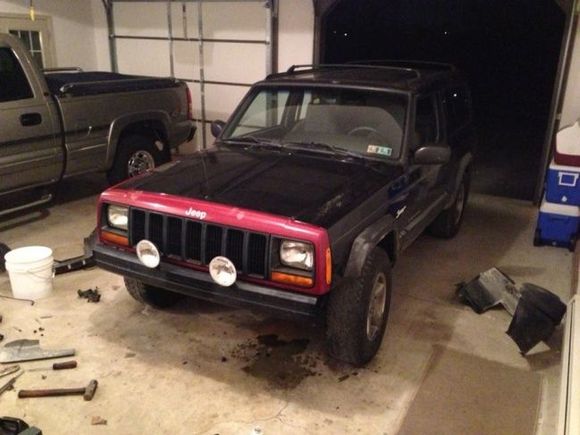 Back together, including the bumper from my '91. Its only temporary until i get my winch bumper ordered