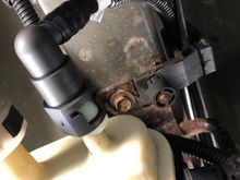 Here’s the other end of that vapour line it connects to the EVAP canister up under the rear axle area of the HHR
