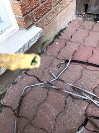 The pipe ^, is the end the connects to the bundy at the fuel pressure flexible hose to the fuel pump.
You should have 6 to 10 inches of tube to cut and splice.