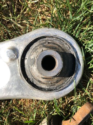 New FE5 bushing 