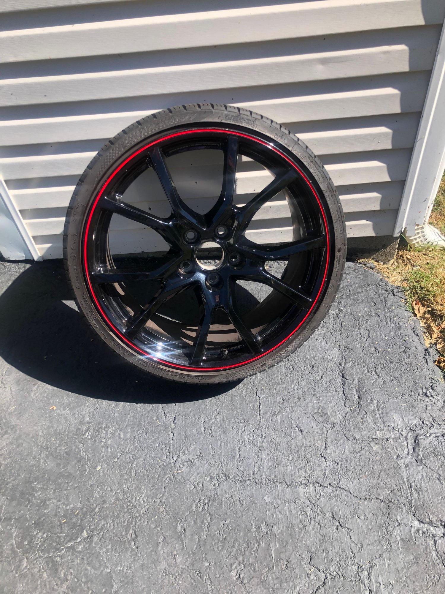 Wheels and Tires/Axles - 2017 Honda Civic Type R Factory Rim and Tire(1) - Used - 2017 Any Make All Models - Louisville, KY 40214, United States
