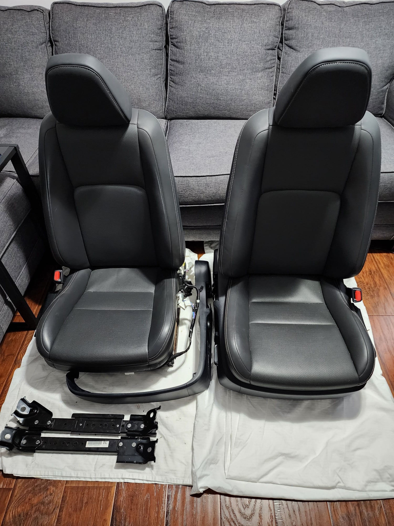 Interior/Upholstery - IS200T Seats, Door Panels and IS350 F Sport Switch covers + Memory Seat Buttons - Used - -1 to 2025  All Models - Montreal, QC H1N3R5, Canada