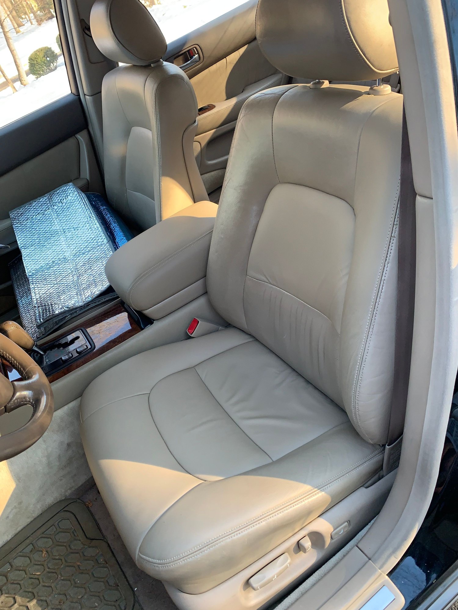 1995 Lexus LS400 - 25 year owner - classic 1995 ls400 ucf20l - Used - VIN JT8UF22E4S0019575 - 256,000 Miles - 8 cyl - 2WD - Automatic - Sedan - Other - Fairfax, VA 22124, United States