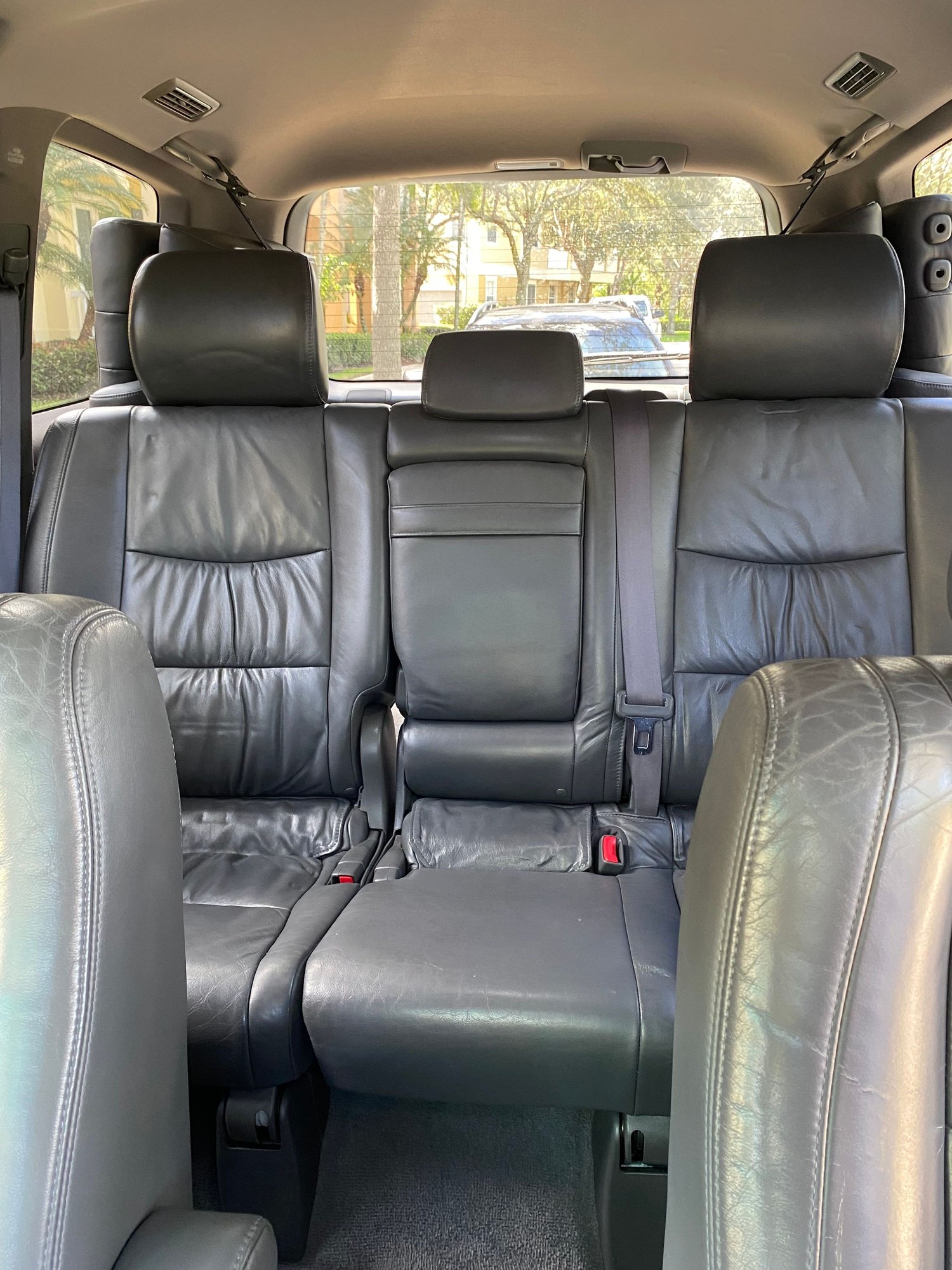 2005 Lexus GX470 - For Sale 2005 GX470 - Used - VIN JTJBT20X950080640 - 293,000 Miles - 8 cyl - 4WD - Automatic - SUV - Silver - Jupiter, FL 33458, United States