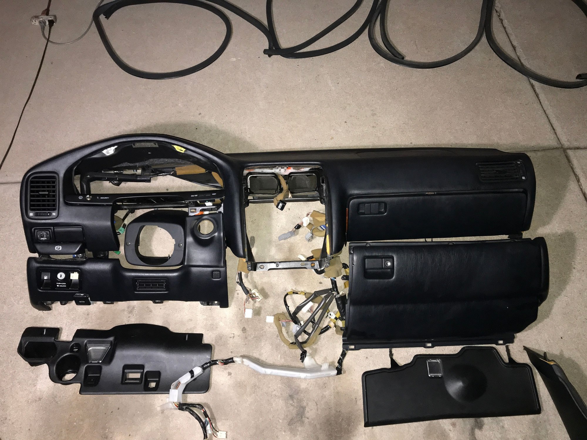 Interior/Upholstery - 95-00 LS400 Black Leather Interior Complete - Used - 1995 to 2000 Lexus LS400 - Chandler, AZ 85224, United States