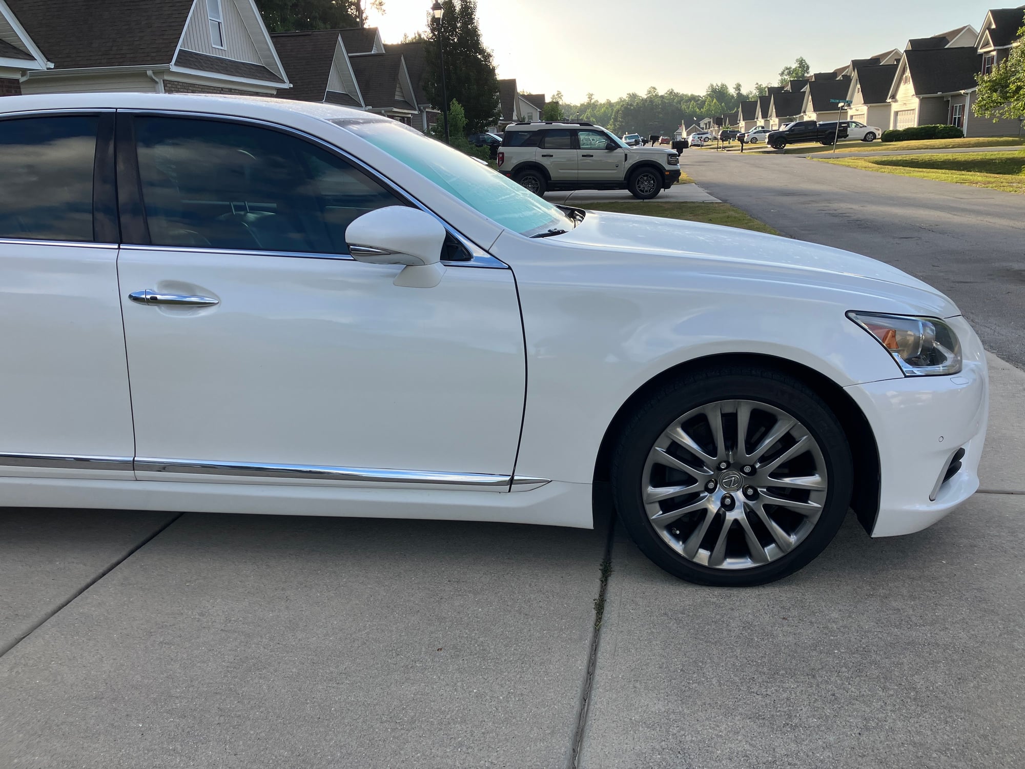 2014 Lexus LS460 - 2014 Lexus LS460 AWD - Used - Midlothian, VA 23113, United States