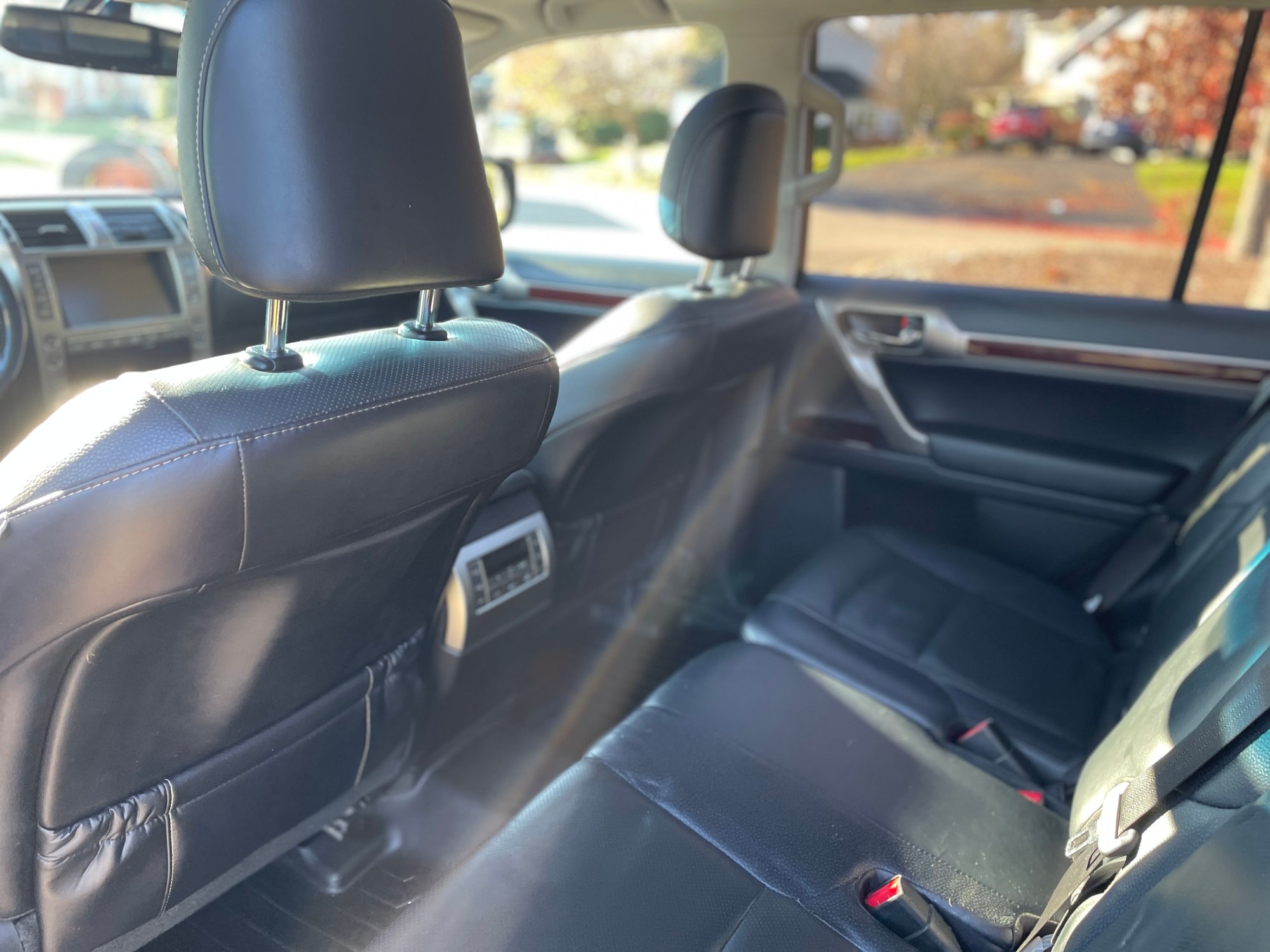 2015 Lexus GX460 - 2015 Lexus GX460 Premium w/ upgrades! - Used - VIN JTJBM7FX5F5511887 - 89,000 Miles - 8 cyl - 4WD - Automatic - SUV - Gray - Commerce Township, MI 48382, United States