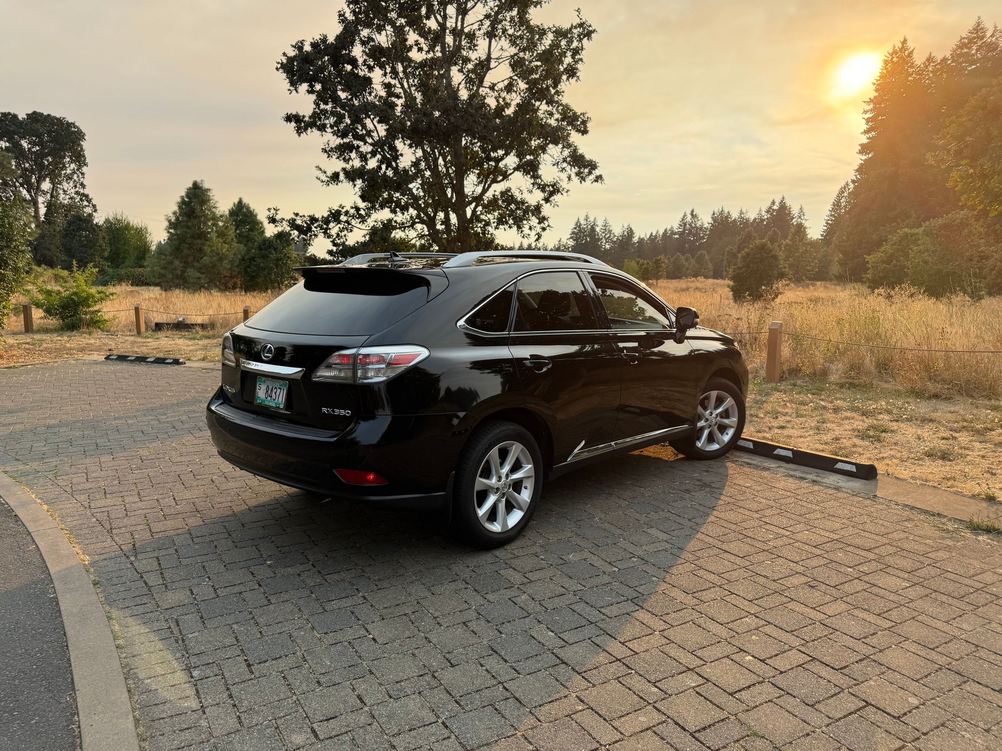 2010 Lexus RX350 - 2010 Lexus RX 350 - Used - VIN JTJBK1BA6A2003678 - 167,000 Miles - 6 cyl - 4WD - Automatic - SUV - Black - Wilsonville, OR 97070, United States