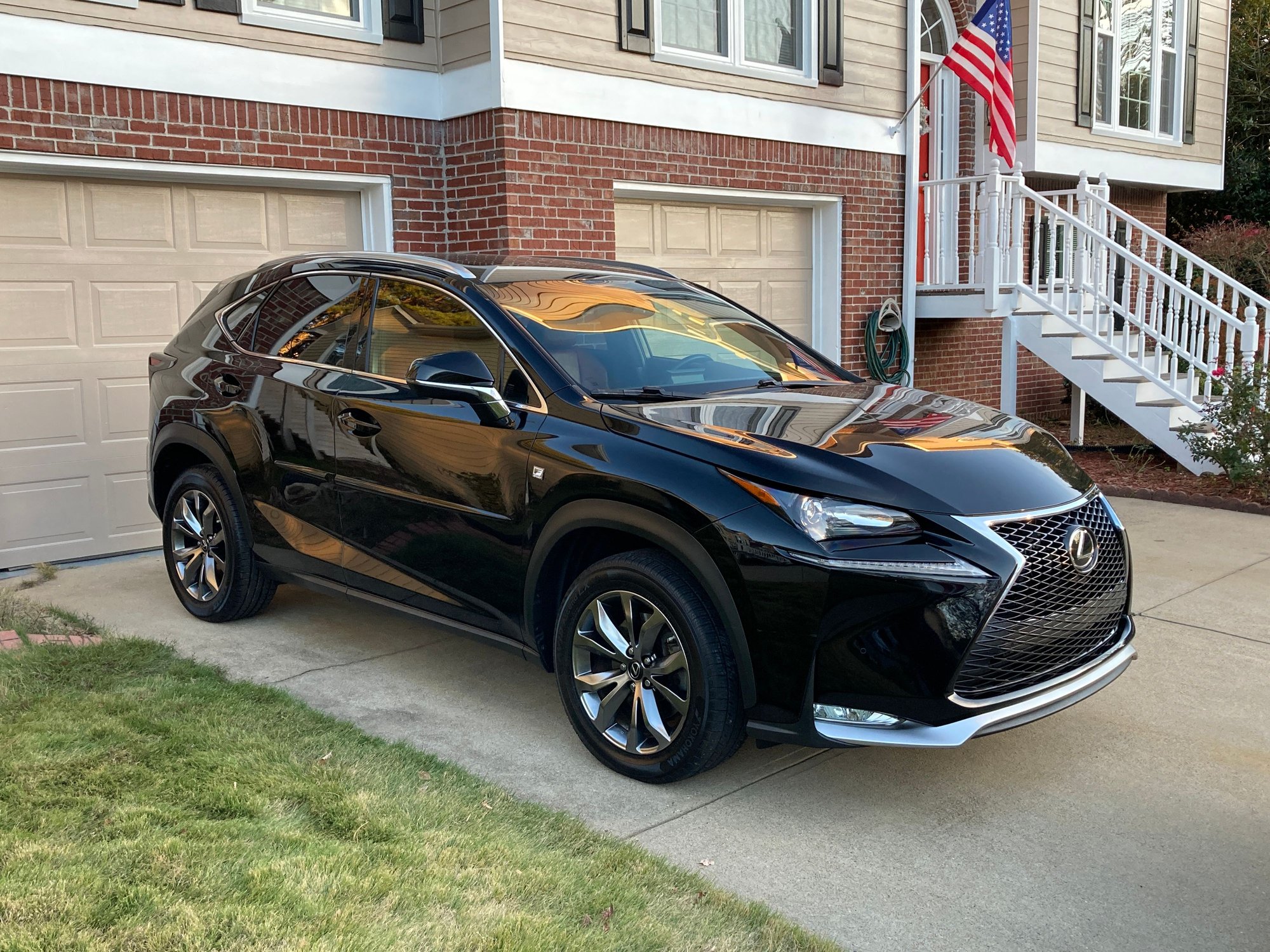 Front spoiler lower lip