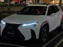 Lexus UX 250h F-Sport