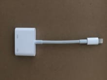 APPLE HDMI LIGHTNING CABLE