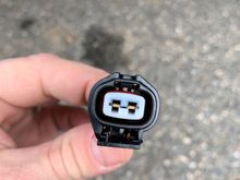 New rear harness connection at left rear sensor