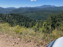 A view to the southeast halfway down the trail.