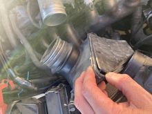 Bottom of intake resonator