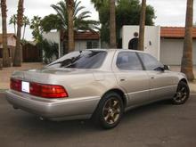 Lexus ls400 075