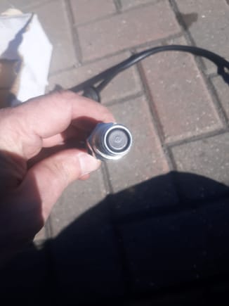 Image depicts oxygen sensor probe inside extender...just enough clearance for expansion and gas circulation. On LS400, downstream oxygen sensors do not instruct ECU on adjusting air/fuel mixture. Their primary purpose is to signal when converters are operating below certain thresholds.