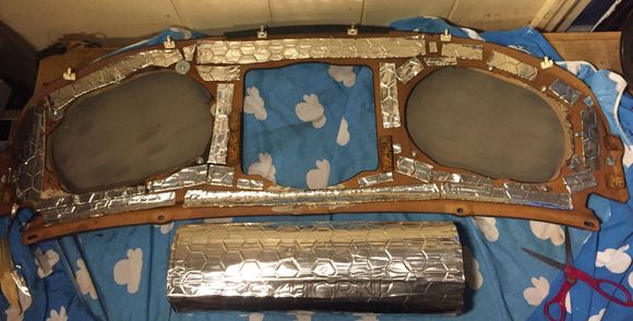 Still wasnt real happy with how fragile it was and figured it would rattle bad so decided to put sound deadening on underside of rear cover.
