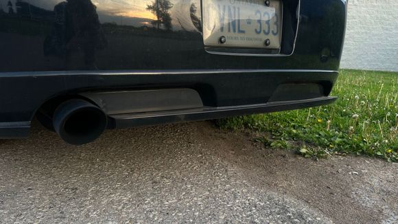 Rear black solid diffuser, looking for information 