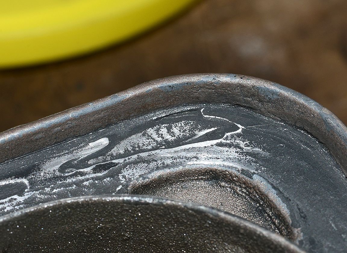 Your solution to valve cover leaks CorvetteForum Chevrolet Corvette