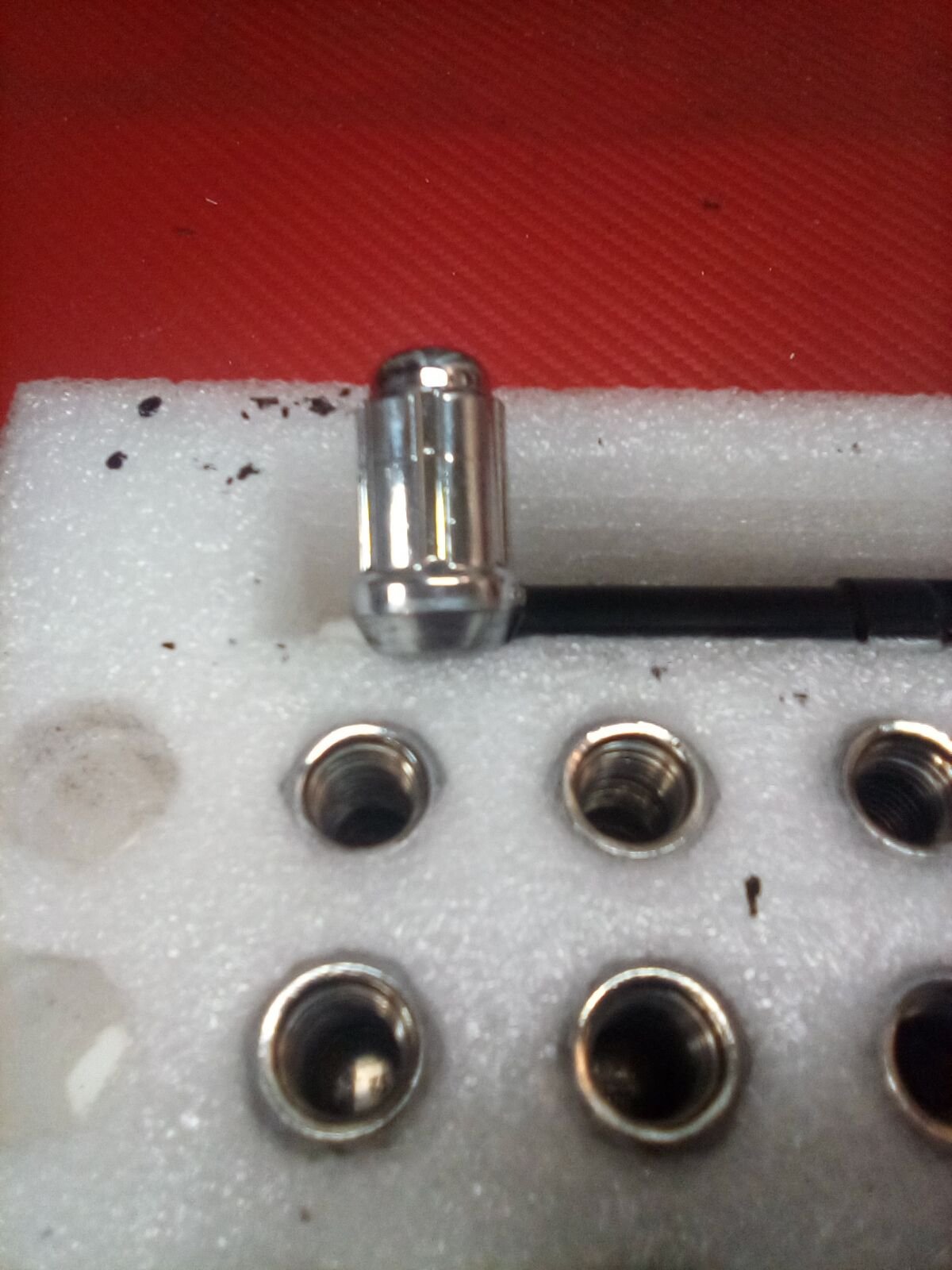 FS (For Sale) Splined Chrome lug nuts and wheel mounting guide pins