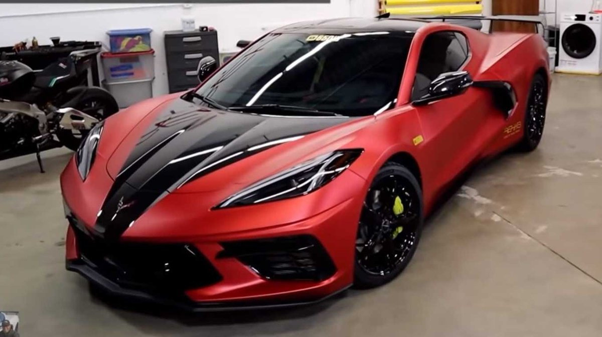 Love them or hate them wraps are definitely the trend in the Corvette world...
