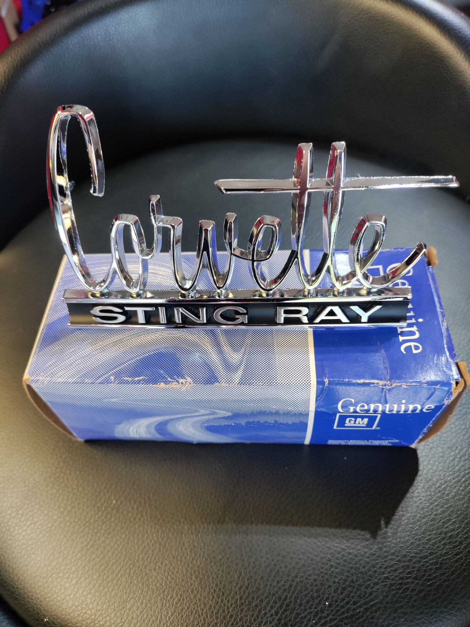 Fs For Sale Nos Sting Ray Hood And Rear Deck Emblem