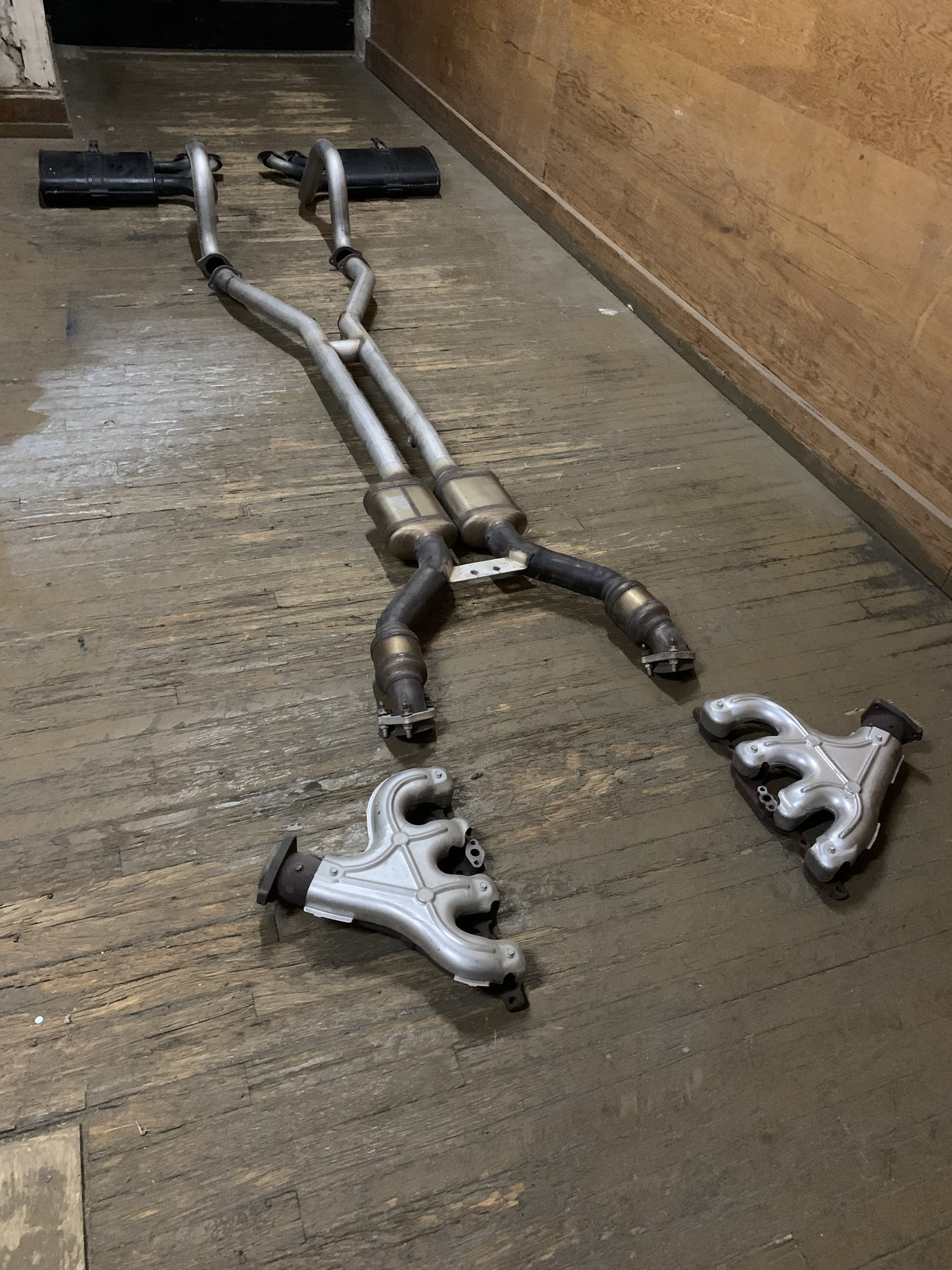 FS (For Sale) 97-04 C5 Complete OEM Exhaust system LIKE NEW only 10K on ...