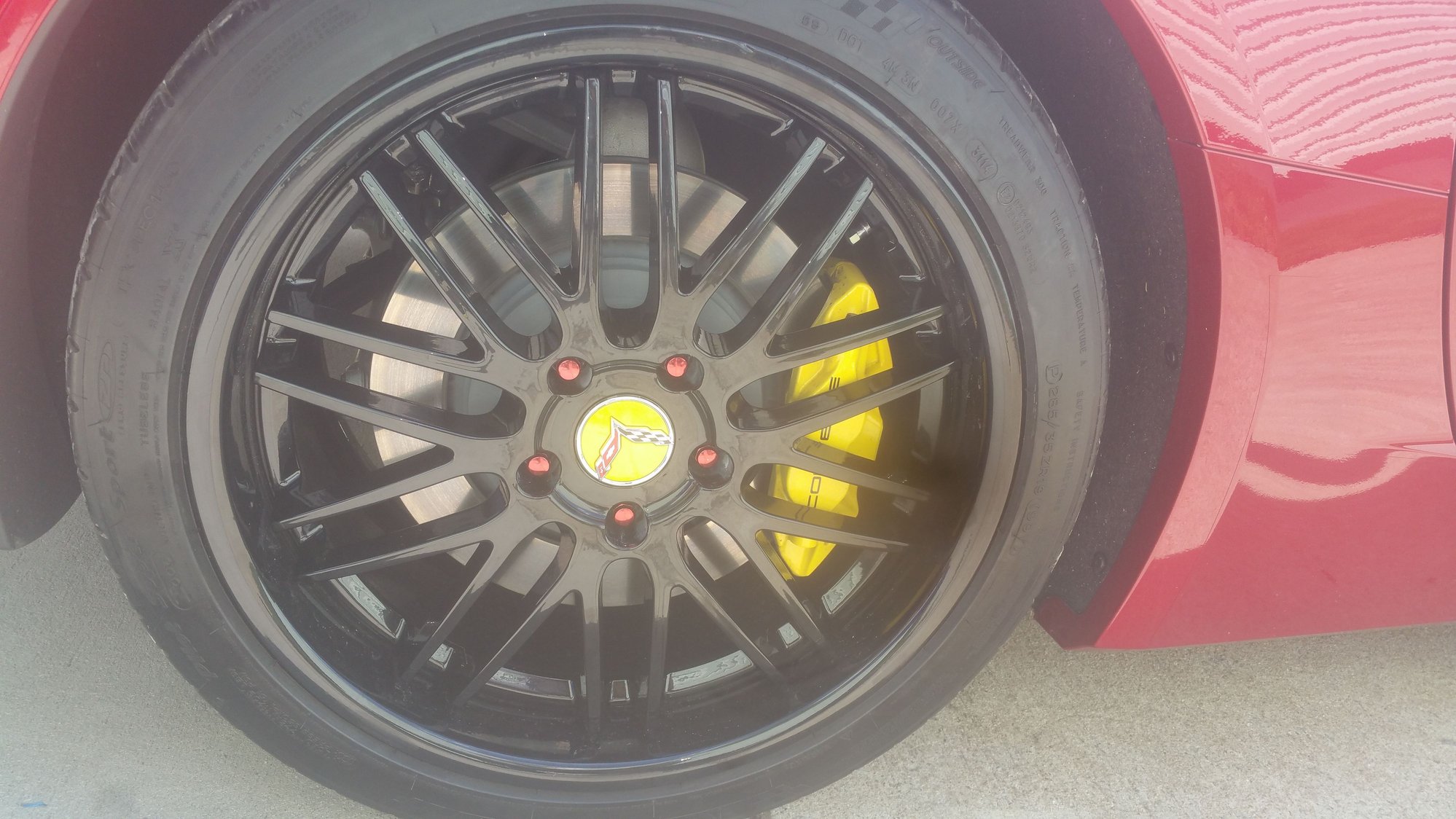 FS Set of 4 Custom Yellow Center Caps CorvetteForum Chevrolet